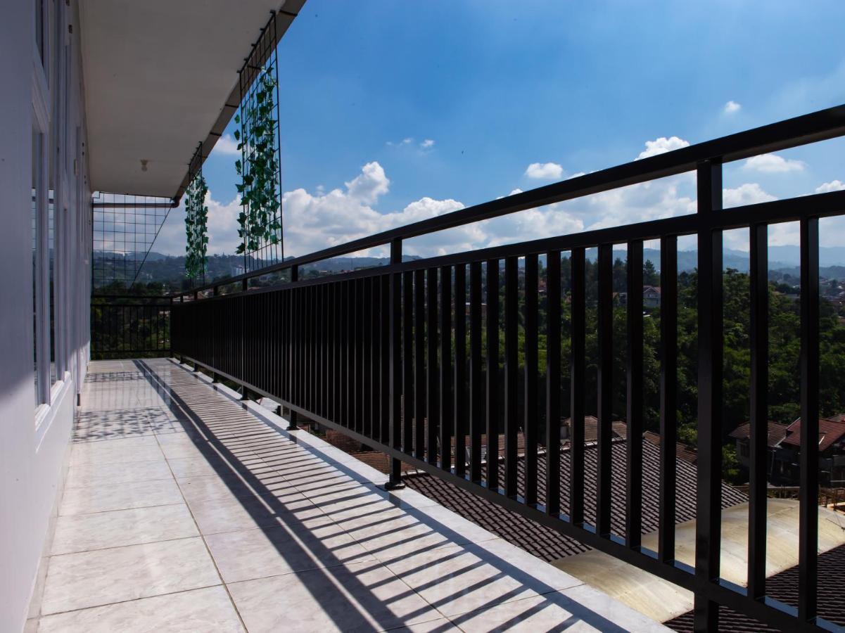 Oyo 569 Cigadung Guest House Syariah Bandung Zewnętrze zdjęcie