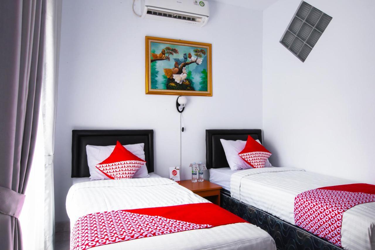 Oyo 569 Cigadung Guest House Syariah Bandung Zewnętrze zdjęcie